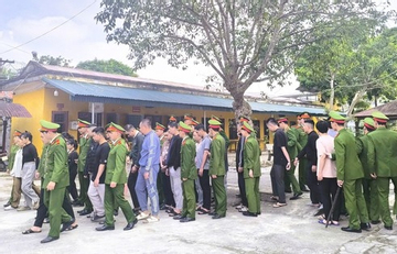 Triệt phá đường dây lừa đảo, bắt nhiều chủ tịch, giám đốc công ty 