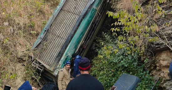 7 người tử vong khi xe buýt mất lái rơi xuống vực sâu