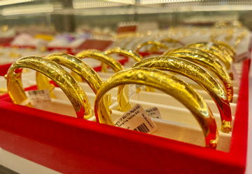 Giá vàng hôm nay 31/12: Hồi phục nhẹ sau phiên lao dốc mạnh