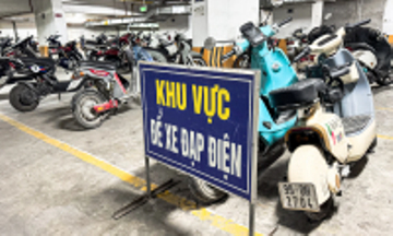 Phường Hoàng Liệt yêu cầu chung cư đông dân nhất Hà Nội hủy lệnh cấm xe điện