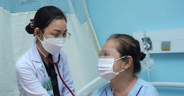 Miễn viện phí toàn dân: Có được khám phát hiện sớm ung thư?