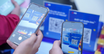 Một ngân hàng thực hiện thu phí chuyển tiền nhanh từ ngày 1/12