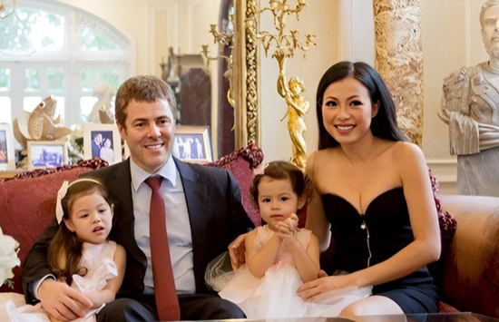 Mua biệt thự triệu đô ở Mỹ cho bố mẹ, Hoa hậu Ngô Mỹ Uyên từng giàu có và nổi tiếng đến mức nào?