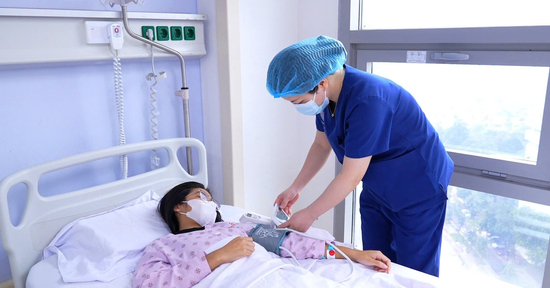 Bệnh nhân đột quỵ tăng đột biến, bác sĩ cảnh báo 7 điều tuyệt đối tránh