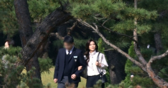 Mạng xã hội xôn xao vì điểm thi gần tuyệt đối của hậu duệ tập đoàn nổi tiếng