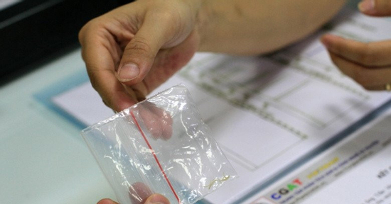 'Tình một đêm' của vợ bất ngờ gọi điện đòi con, chồng rụng rời nhận kết quả ADN