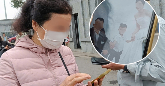 Vụ cháy chung cư ở Hà Nội khiến 56 người tử vong: Người mẹ xót xa ngắm nhìn lại ảnh cưới của gia đình con gái đã khuất