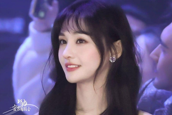 Drama không hồi kết: Trịnh Sảng bị tố làm