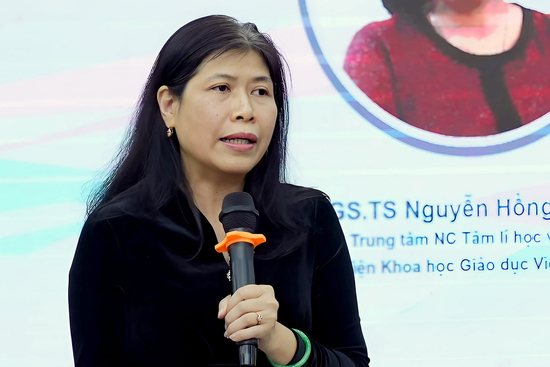 'Vòng tròn' bệnh thành tích trong giáo dục, cuối cùng dồn áp lực xuống học sinh
