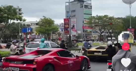 Dàn siêu xe ngang nhiên vượt đèn đỏ tại Đà Nẵng: Thẩm mỹ viện nổi tiếng nói gì?
