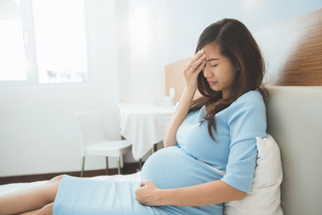 Ngất xỉu giữa nhà, tôi tỉnh dậy trong bệnh viện nhưng cú sốc lớn nhất lại đến từ chồng mình!