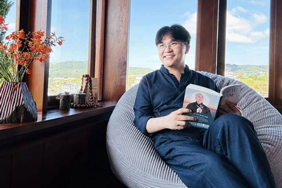 MC Đại Nghĩa U50 vui đời độc thân, tậu nhà vườn tiền tỷ nghỉ dưỡng