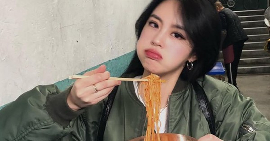 Nhắc bạn: Đói đến đâu cũng không vội ăn 4 thứ, no bụng nhất thời nhưng dạ dày, lá lách dần bị “hủy hoại”