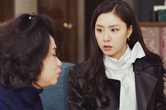 Mẹ chồng hết lời ca ngợi con dâu cũ, muốn tôi trở thành phiên bản của chị ấy