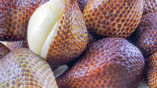 Loại quả có vỏ được ví như “da rắn”, ăn vào lại bổ đủ đường, ở chợ Việt cũng có
