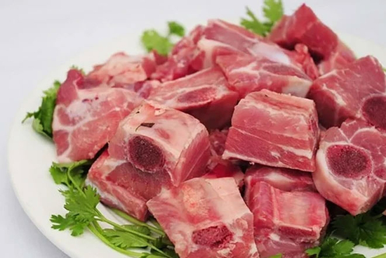 Mẹo phân biệt sườn non và sườn già heo