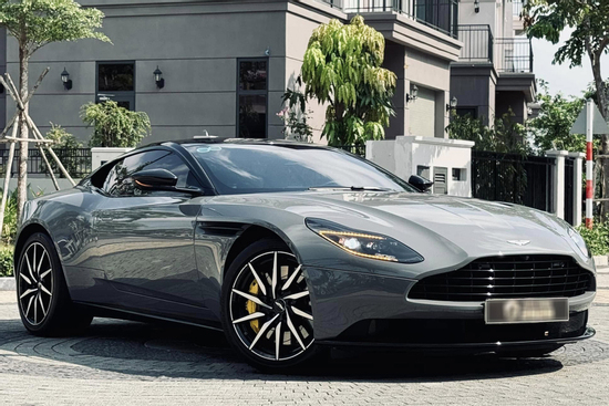 Đi siêu xe McLaren 1 tháng, đại gia Hà Nội đã bán để mua Aston Martin chục tỷ