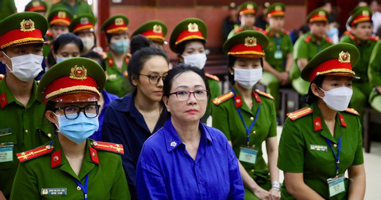 Xét xử phúc thẩm giai đoạn 2 vụ án Trương Mỹ Lan: Tạm dừng phiên tòa