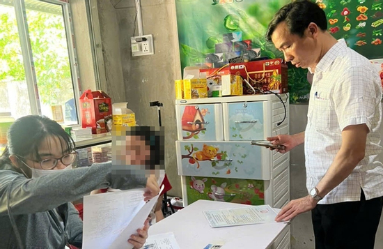 Người phụ nữ tử vong sau khi uống thuốc tại quầy