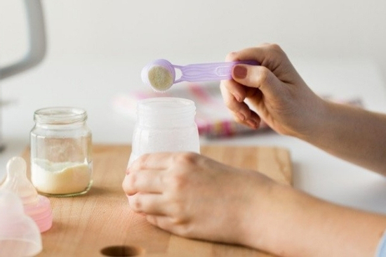 Làm thế nào để phân biệt sữa bột thật - giả?