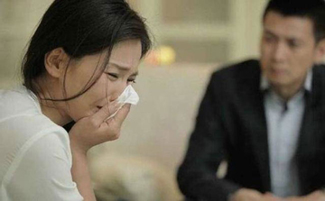 Ly hôn 1 năm, ngày chồng cũ đến nhà xin tái hôn khiến tôi khó xử