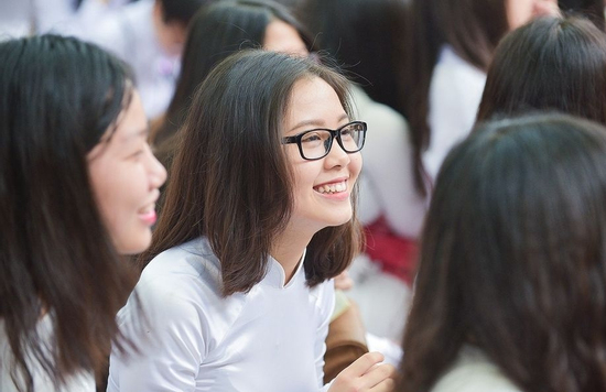 Năm nay, lần đầu tiên trong lịch sử, kỳ thi tốt nghiệp THPT có tới 2 đề thi: Vì sao lại thế?