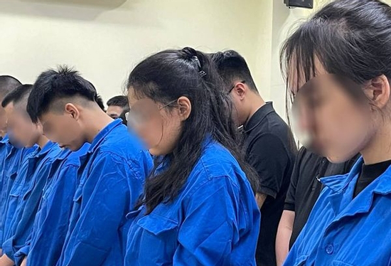 Gia đình nạn nhân nói gì về mức án phạt của 24 bị cáo trong nhóm