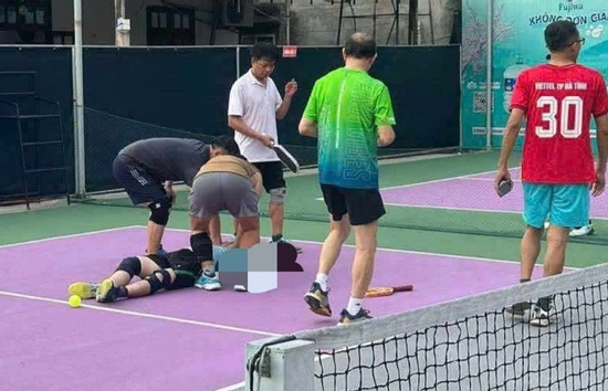 Người đàn ông đột tử khi đang chơi Pickleball
