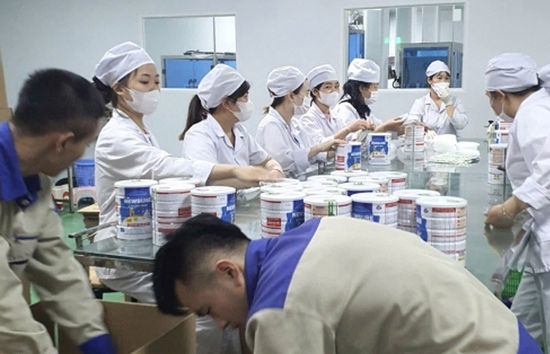 Toàn cảnh vụ sữa giả: Lợi dụng kẽ hở, thu lợi bất chính hàng trăm tỷ