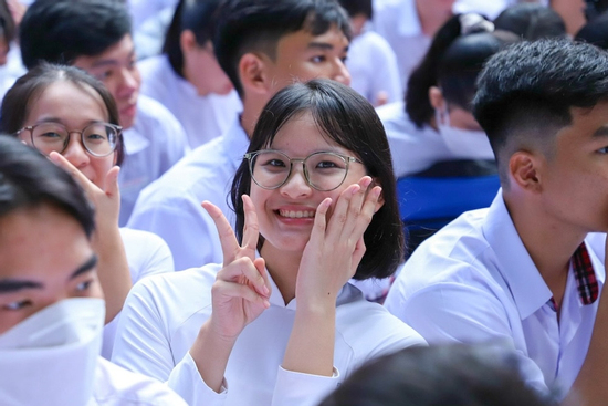 Gần 180 nghìn học sinh TPHCM sẽ phải khảo sát năng lực tiếng Anh theo chuẩn mới