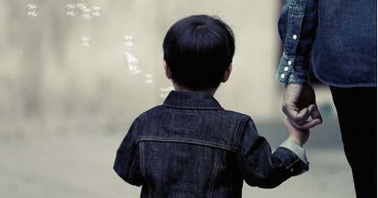 Đau đớn vì người yêu không cưới còn muốn 'cướp' con