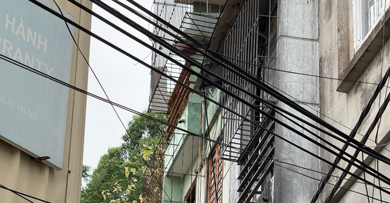 Hàng loạt vụ cháy làm tử vong nhiều người, 'chuồng cọp' vẫn ngăn đường sinh tử