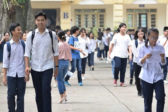 Trường dân lập và tư thục có giống nhau?