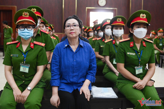 Luật sư của bà Trương Mỹ Lan: ‘Có hơn 50.000 tỷ bồi thường cho các trái chủ’