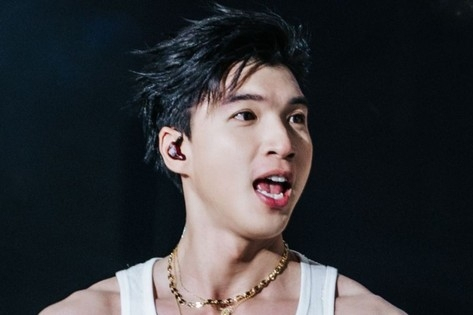 Hieuthuhai vượt mặt Hòa Minzy