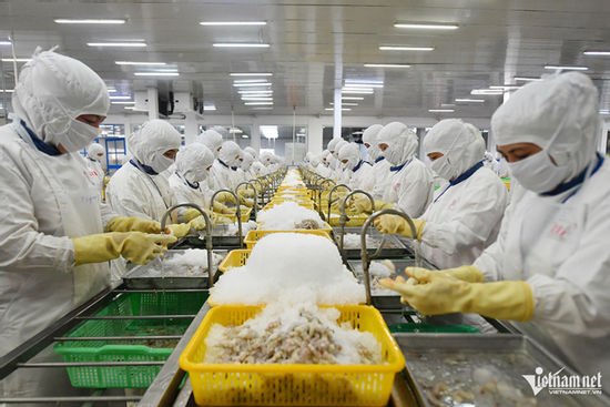 Mỹ áp thuế 46% với Việt Nam, cần đàm phán và hạ thuế nhập khẩu với hàng Mỹ