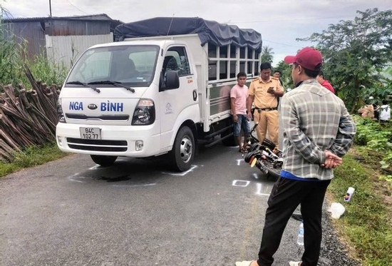 Vụ nổ súng ở Vĩnh Long: Nguyên Trưởng Công an huyện khẳng định không có quan hệ với tài xế xe tải