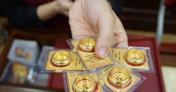 Giá vàng trong nước 'bỏ xa' thế giới