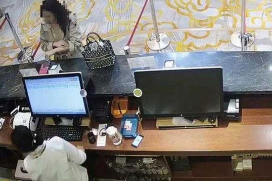‘Người đẹp ăn quỵt’ bị bắt khi dùng trò bẩn để ‘ở chùa’ 1 tháng trong khách sạn