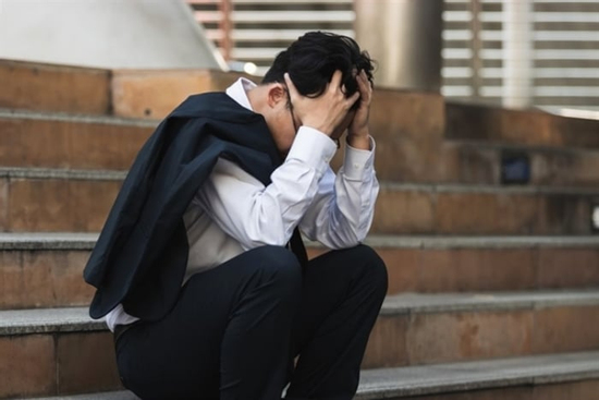 Trầm cảm vì vợ cũ bạo hành