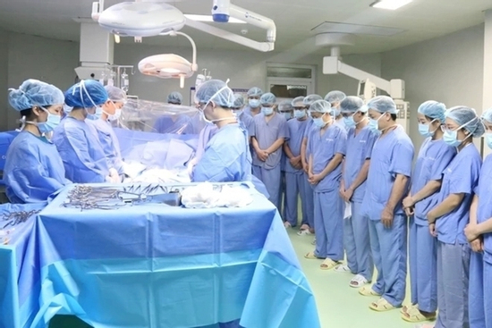 Nước mắt người cha có con hiến tạng trước ngày nhập ngũ