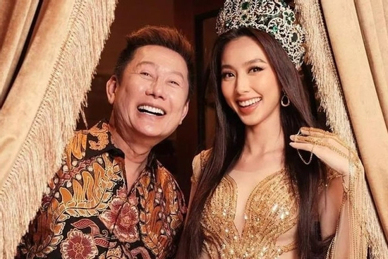 Hoa hậu Thùy Tiên bị bắt, Chủ tịch Miss Grand âm thầm 'quay xe', bỏ theo dõi