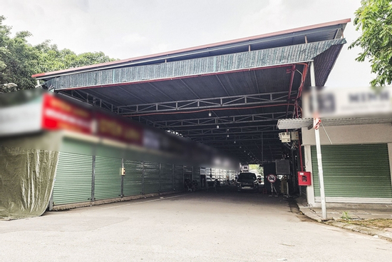 Cảnh khó tin tại thủ phủ thời trang lớn nhất miền Bắc