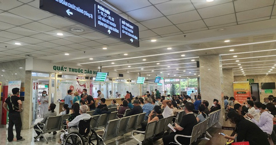 Số ca COVID-19 tăng nhanh ở nhiều nước, Sở Y tế TP HCM ra văn bản khẩn