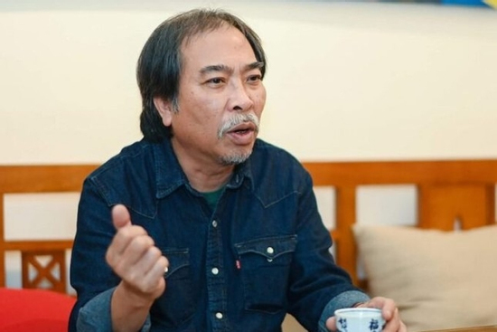 Nhà thơ Nguyễn Quang Thiều bị tai nạn