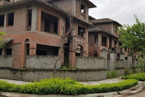 Bất động sản bỏ hoang gây 'thừa đất, thiếu chỗ ở': Đã đến lúc mạnh tay đánh thuế