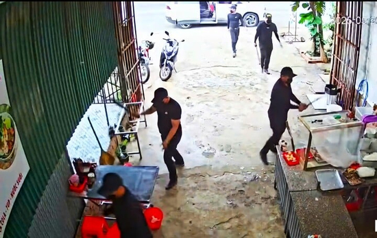 Nguyên nhân nhóm côn đồ đập phá quán phở tại Đắk Lắk