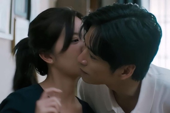 Trần Nghĩa đáp trả
