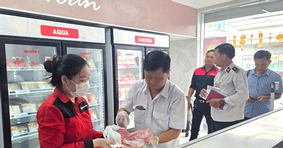 Tin mới vụ Công ty cổ phần C.P. Việt Nam bị tố bán heo, gà mắc bệnh