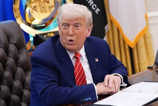 Tuyên bố gây sốc của ông Trump